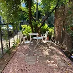Artotrada Mini-hotel Hostel