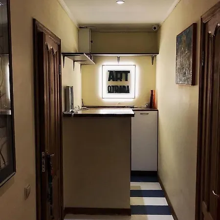 Artotrada Mini-hotel Хостел
