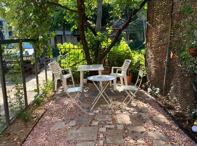 Artotrada Mini Хостел